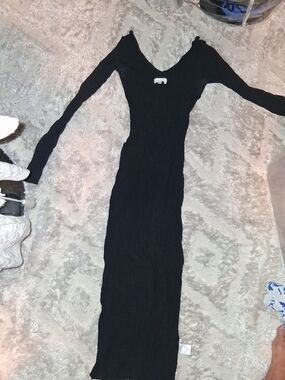 Better Be Black Ribbed Long Sleeve Maxi Dress